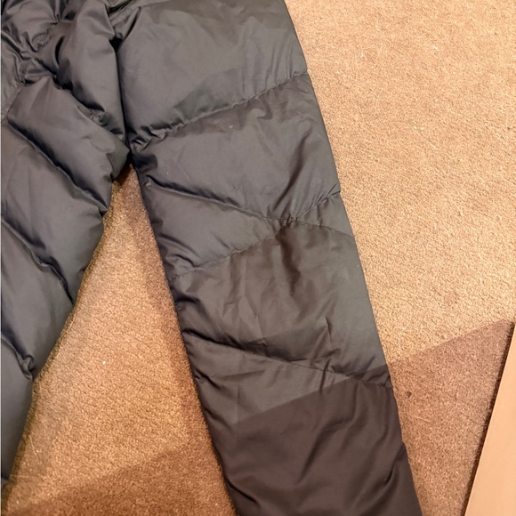 Patagonia Women's Dark Puffer Jacket - Picture 7 of 8